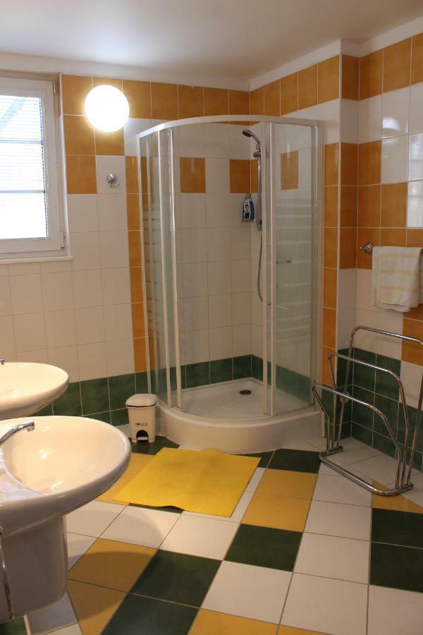 Apartman V Podskali Hluboká nad Vltavou Exteriör bild